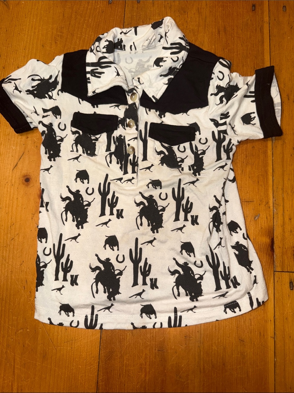 Kate Quinn Kids Western-Print Polo Shirt in Black & White Cowboy Horse Size 4T